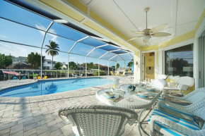 Gulf access, waterfront paradise, Tiki hat to enjoy the sunset - Villa Jacky
